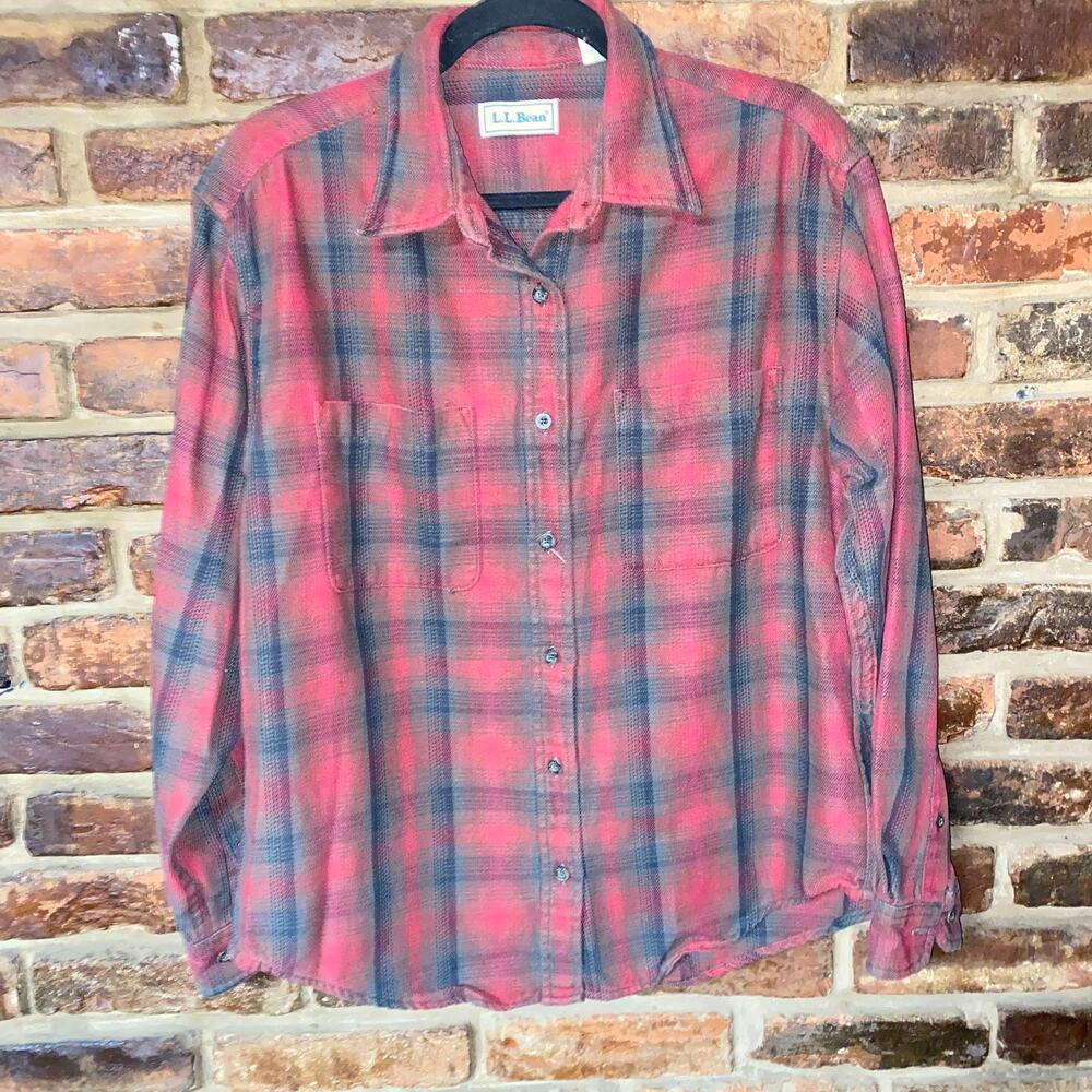 L.L. Bean Red Plaid Vintage Cotton Flannel Button Down Shirt Women's Size Medium